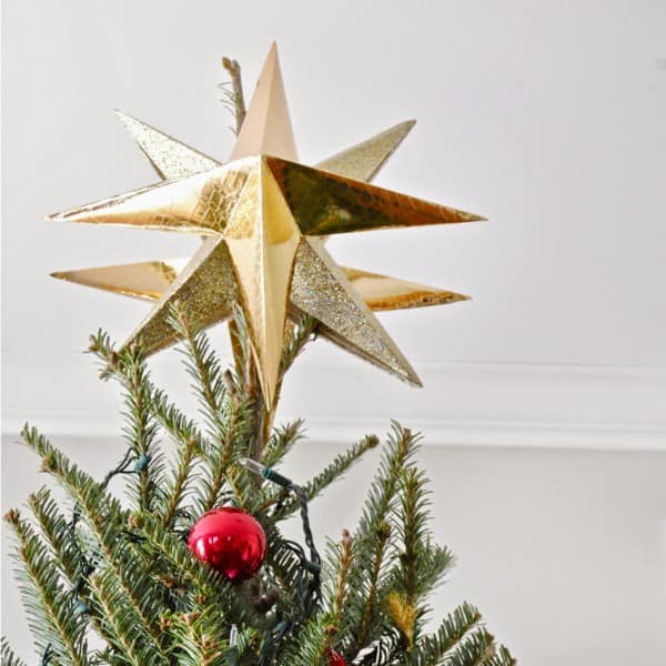 Favorite DIY ideas for homemade tree toppers.